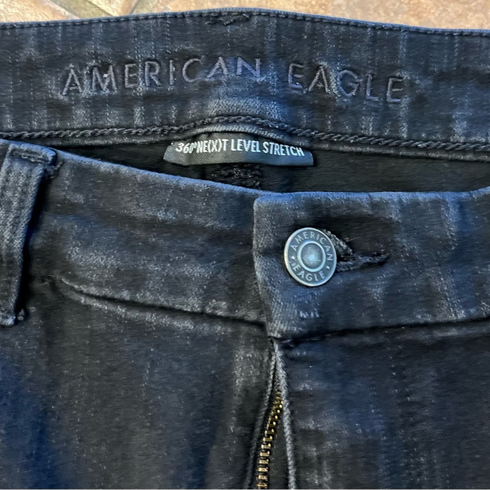 American Eagle black jeans size 16